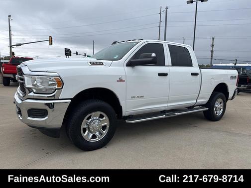 2019 RAM 2500 Tradesman Crew Cab 4x4 6'4' Box