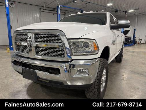 2018 RAM 2500 Laramie Crew Cab 4x4 6'4' Box