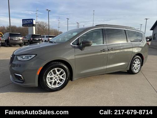 2022 Chrysler Pacifica Touring L