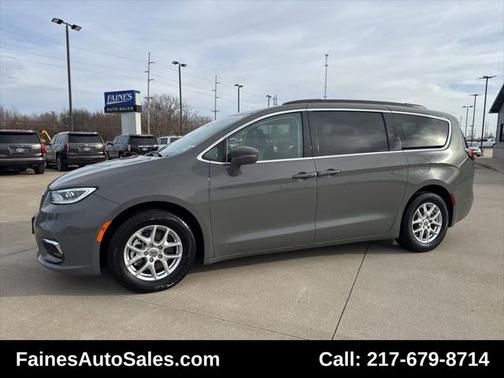 2022 Chrysler Pacifica Touring L