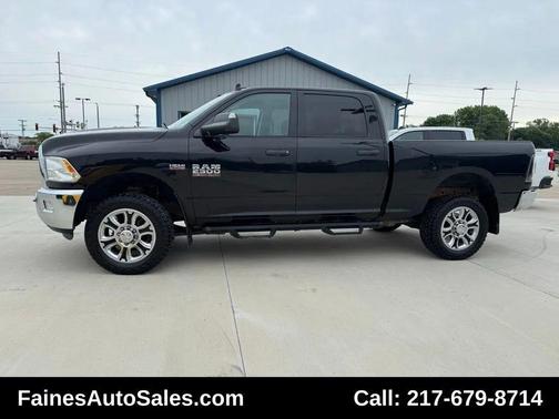 Brilliant Black Crystal Pearlcoat 2015 RAM 2500 Big Horn