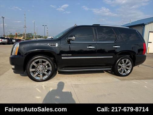 2011 Cadillac Escalade Luxury