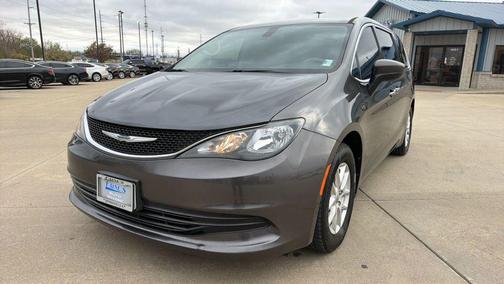 2017 Chrysler Pacifica Touring