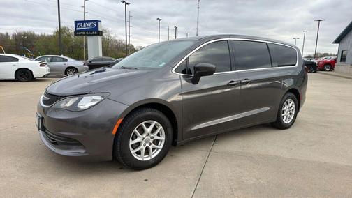2017 Chrysler Pacifica Touring
