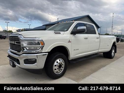 2022 RAM 3500 Laramie Crew Cab 4x4 8' Box