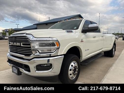 2022 RAM 3500 Laramie Crew Cab 4x4 8' Box