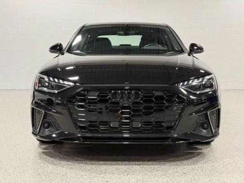 2023 Audi A4 45 S line quattro Premium