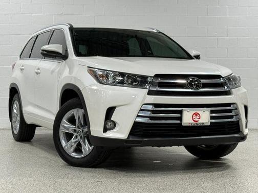White 2018 Toyota Highlander Limited