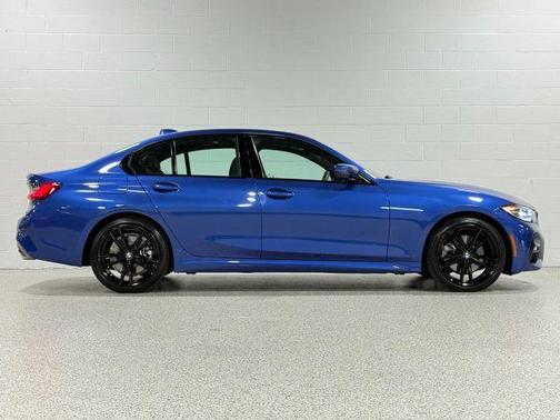 2020 BMW 330 i xDrive