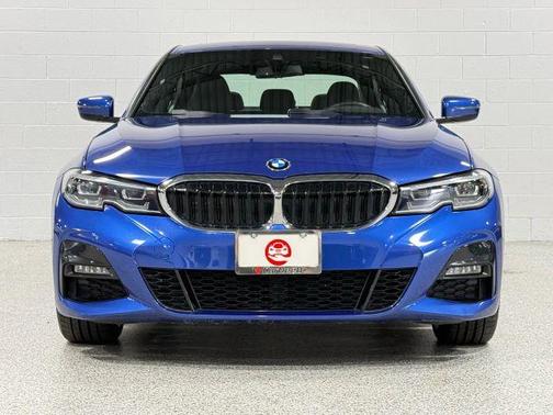 2020 BMW 330 i xDrive