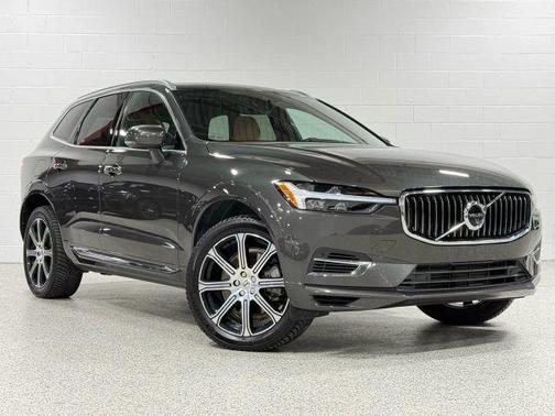 2021 Volvo XC60 Recharge Plug-In Hybrid T8 Inscription