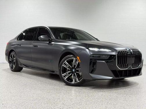2024 BMW 760 760i xDrive
