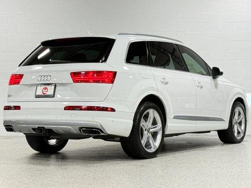 2019 Audi Q7 55 Prestige