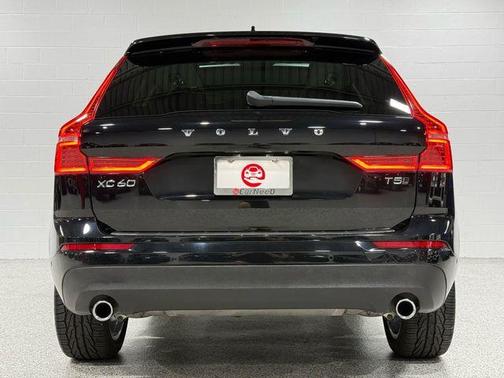2019 Volvo XC60 T5 Momentum