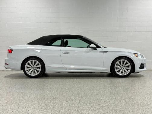Glacier White Metallic w/ Black Roof 2018 Audi A5 2.0T Premium