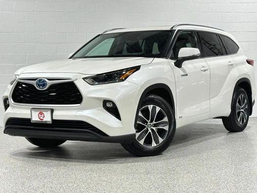 2021 Toyota Highlander Hybrid XLE