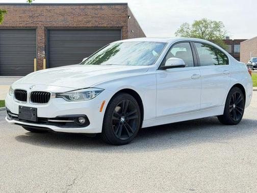 White 2018 BMW 330 i xDrive
