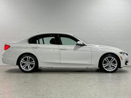 White 2018 BMW 330 i xDrive