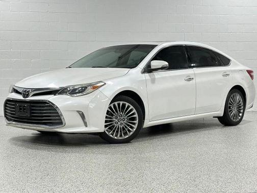 2016 Toyota Avalon XLE