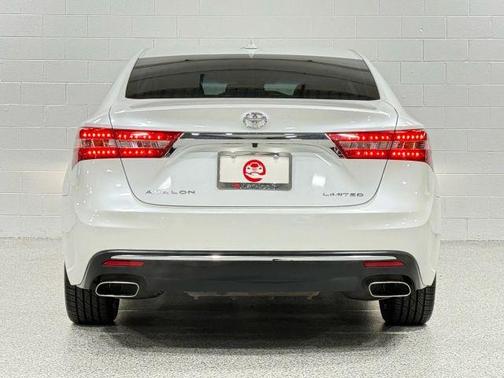 2016 Toyota Avalon XLE