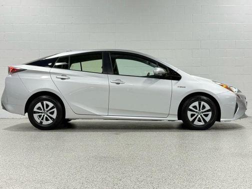 2017 Toyota Prius One
