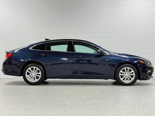 2017 Chevrolet Malibu Hybrid 