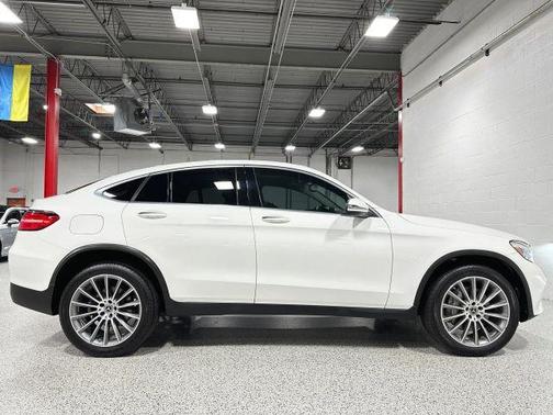 2017 Mercedes-Benz GLC 300 4MATIC Coupe