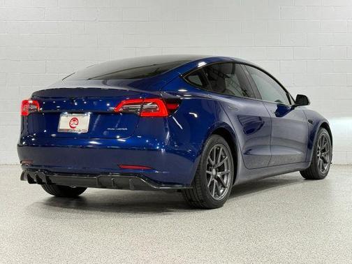 Blue 2018 Tesla Model 3 Long Range