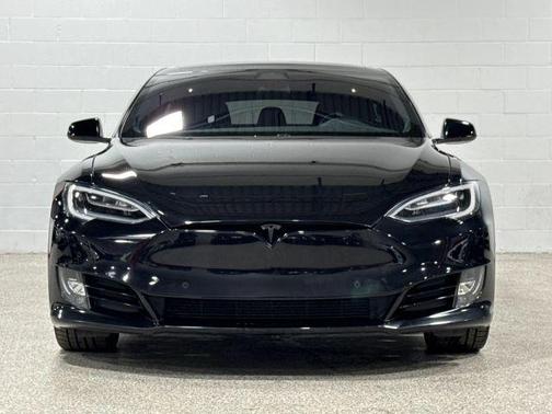 2018 Tesla Model S 75D