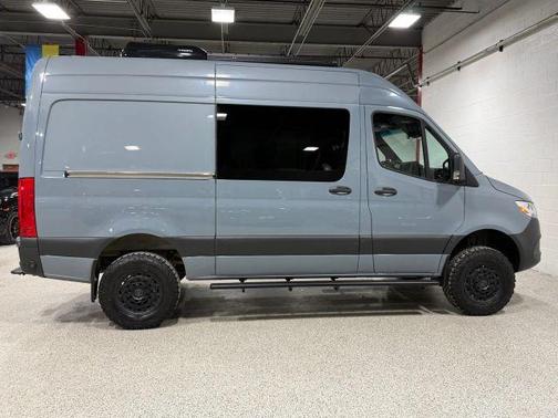 2020 Mercedes-Benz Sprinter 2500 HIGH ROOF W/144 WB