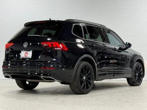 2021 Volkswagen Tiguan 2.0T SE R-Line Black
