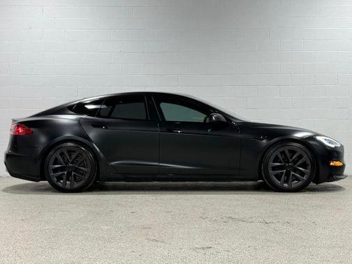 2021 Tesla Model S Long Range