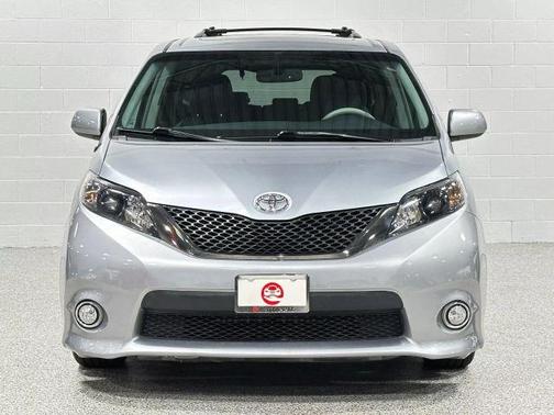 2014 Toyota Sienna SE