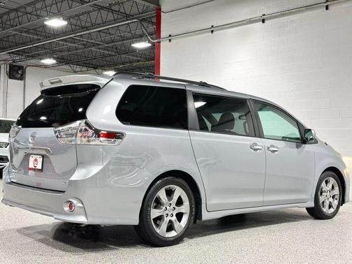 2014 Toyota Sienna SE