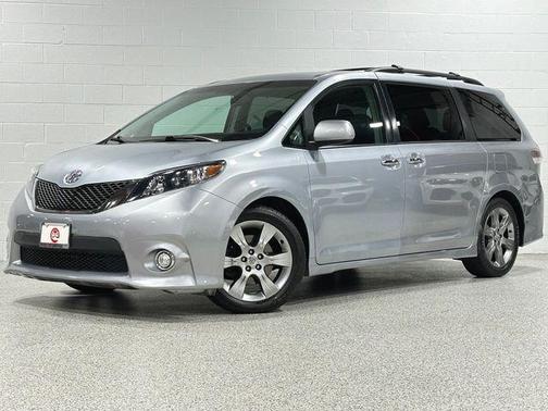 2014 Toyota Sienna SE
