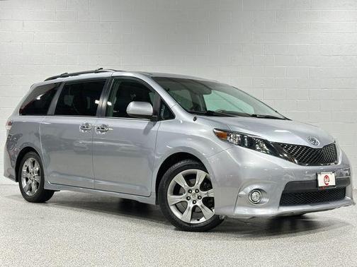 2014 Toyota Sienna SE