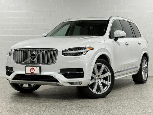 White 2019 Volvo XC90 T6 Inscription