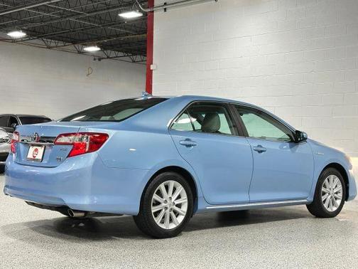 2012 Toyota Camry Hybrid XLE