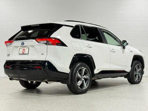 2021 Toyota RAV4 Prime SE