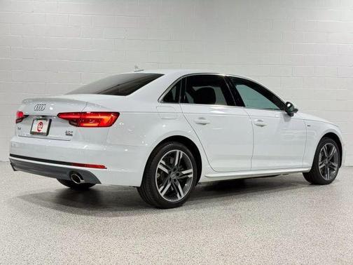 2017 Audi A4 2.0T Prestige
