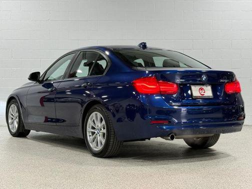 Blue 2018 BMW 320 i xDrive
