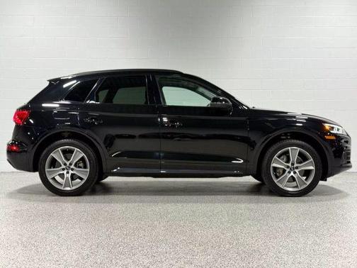 2020 Audi Q5 45 Prestige