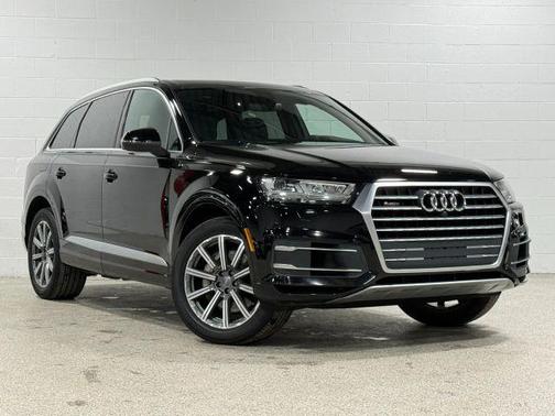 2019 Audi Q7 55 Premium Plus