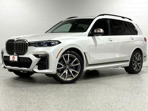 2022 BMW X7 M50i
