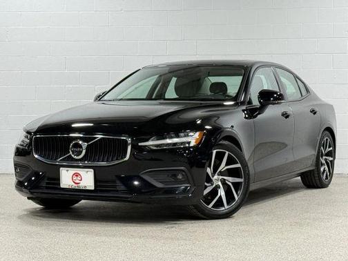 2020 Volvo S60 T5 Momentum