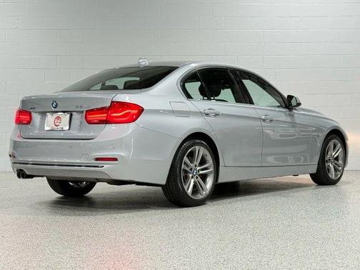 2017 BMW 330 i xDrive