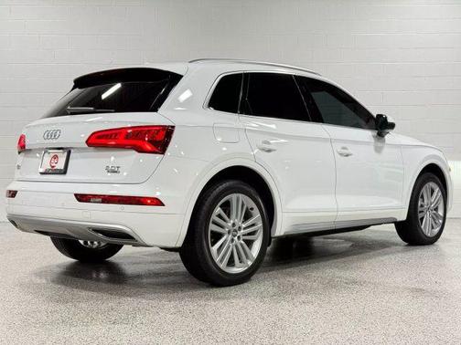 2018 Audi Q5 2.0T Tech Premium