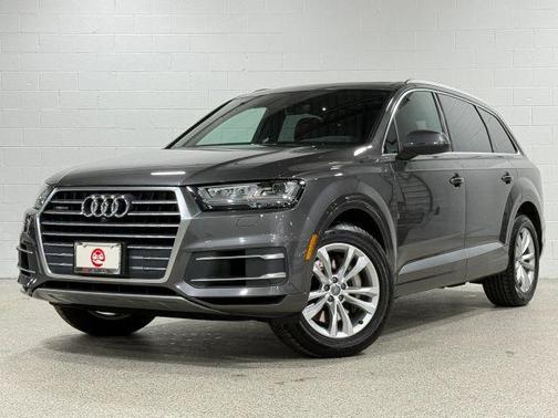 Samurai Gray Metallic 2018 Audi Q7 3.0T Premium Plus