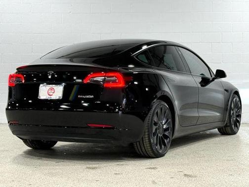 2023 Tesla Model 3 Performance
