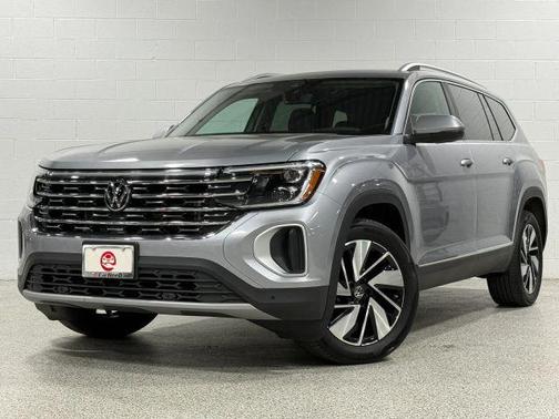 Silver Bird Metallic 2024 Volkswagen Atlas 2.0T SEL